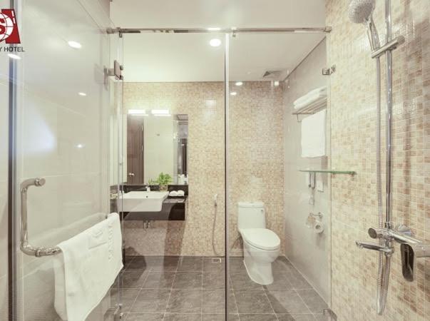 Cau Giay Hotel - By Bay Luxury Hanoi Exterior foto
